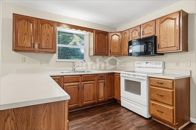 Building Photo - 2626 Sterling Ter