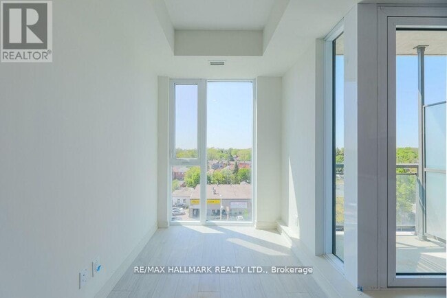 Photo du bâtiment - 90 Glen Everest Rd