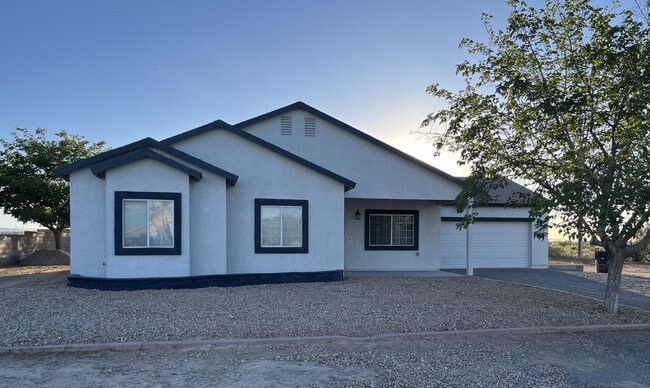 Building Photo - 720 S 600 W