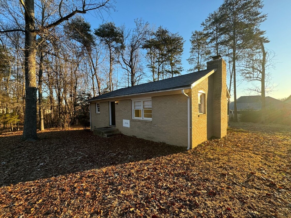 Foto principal - 17113 Green Hill Rd