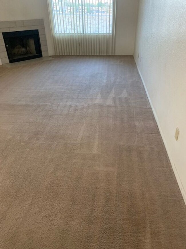 Foto del edificio - 2 bed 2 bath condo on 3rd floor