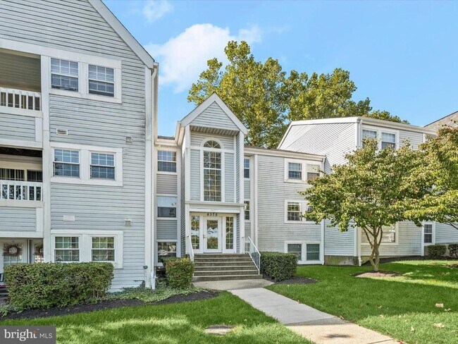 Foto del edificio - 8375 Montgomery Run Rd