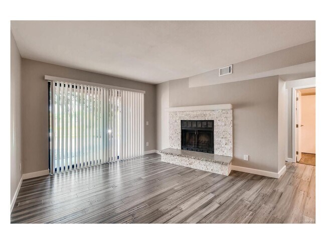 Foto del edificio - 4273 S Salida Way #1