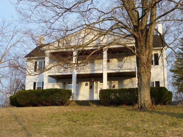 Building Photo - 4090 Lexington Rd