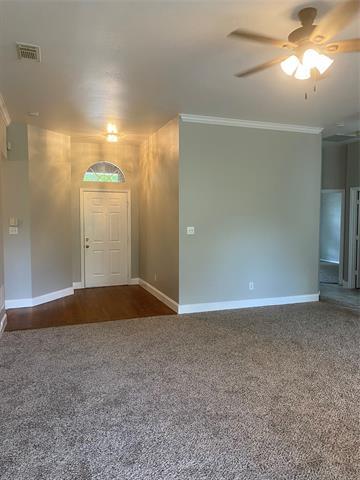 Foto del edificio - 2305 Hickory Leaf Ln