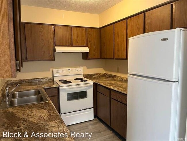 Building Photo - 3 br, 2.5 bath House - 204 Virginia Place