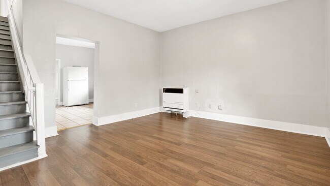 Foto del edificio - 3110 Walton Ave