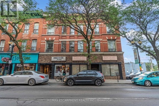 Building Photo - 283-283 King St E