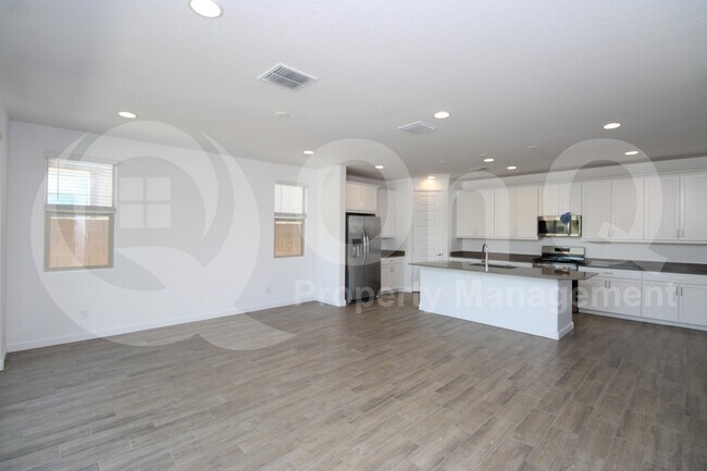 Building Photo - 2064 W Sienna Bouquet Pl