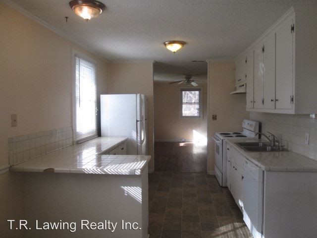 Foto del edificio - 3416 Oakdale Rd