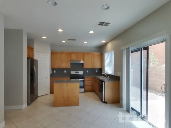Foto del edificio - 9081 Last Hope Ave