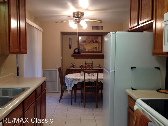 Building Photo - 2 br, 1.5 bath House - 769 Leisure World