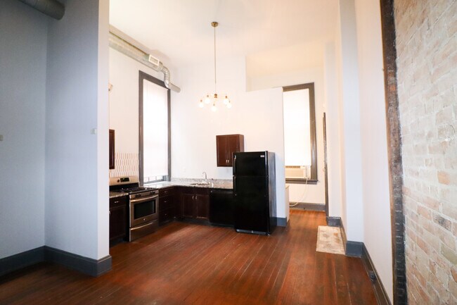Foto del edificio - 1531 Elm St