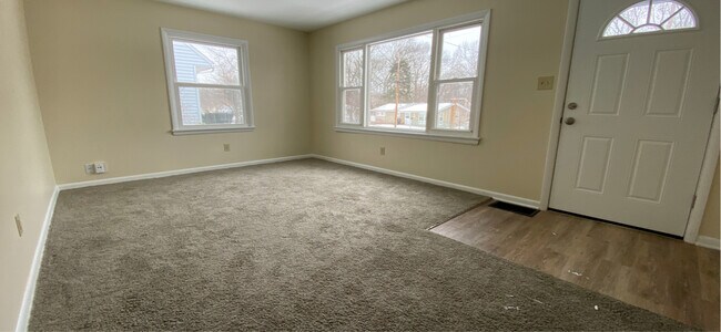 Foto del edificio - 904 Kennebec Ave