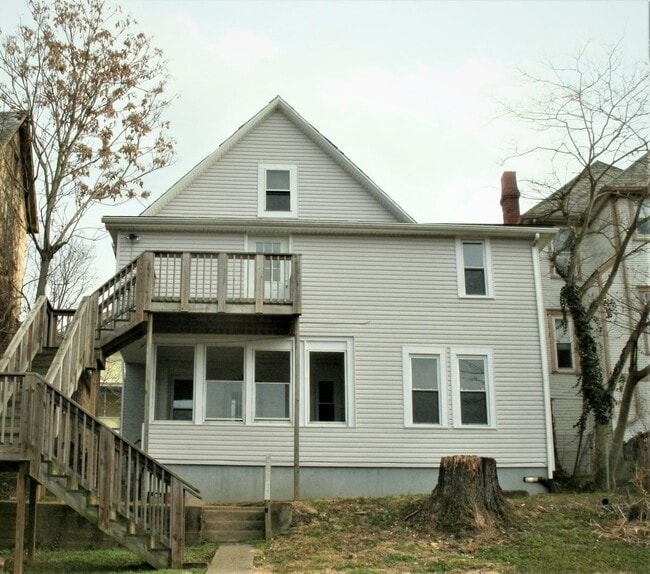 Building Photo - 121 Muskingum Dr