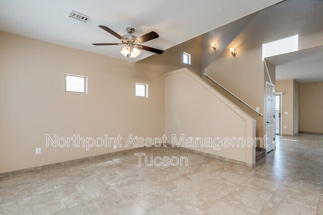 Foto del edificio - 6637 S Avenida Del Arrabal