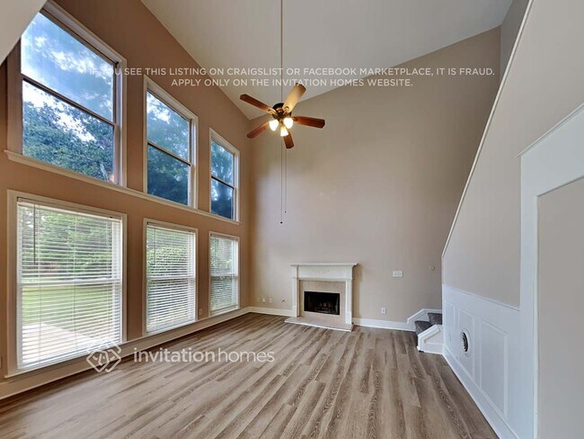 Foto del edificio - 1625 Hill Crossing Ct