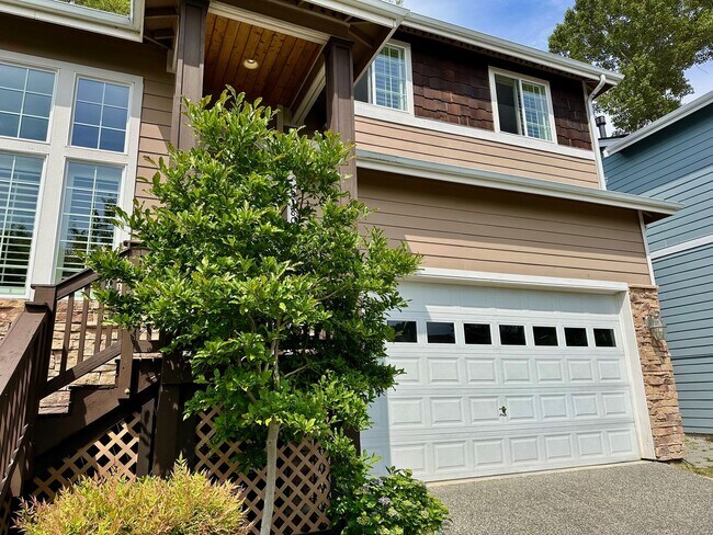 Foto del edificio - Charming 6 beds 2.5 bath house in Bothell!