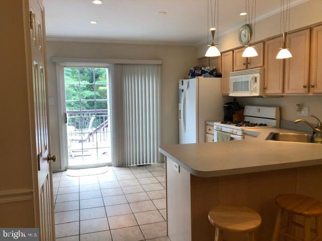 Foto del edificio - 48 Meadow Ct