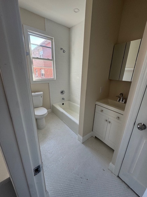 Building Photo - 92 Maple St