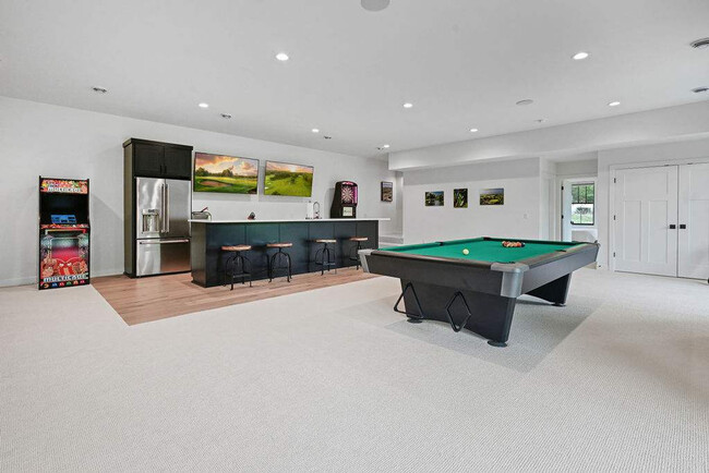 Foto del edificio - 1678 Archer Ave