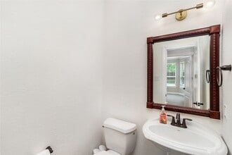 Building Photo - 142 Pinto Point Pl