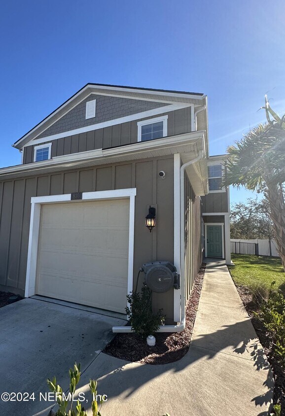 Foto principal - 830 Observatory Pkwy