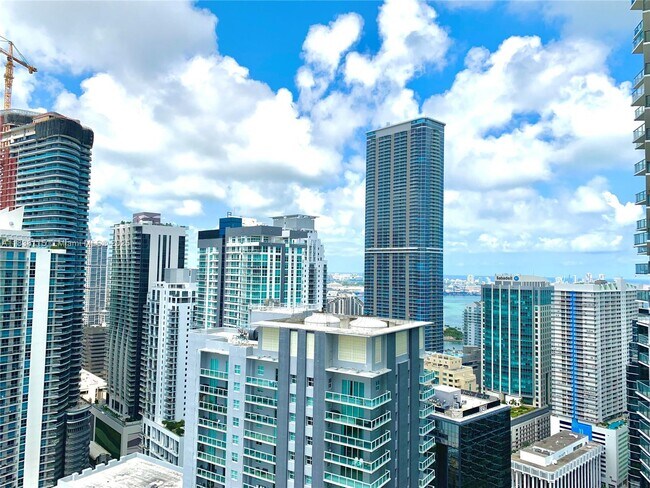 Foto del edificio - 60 SW 13th St