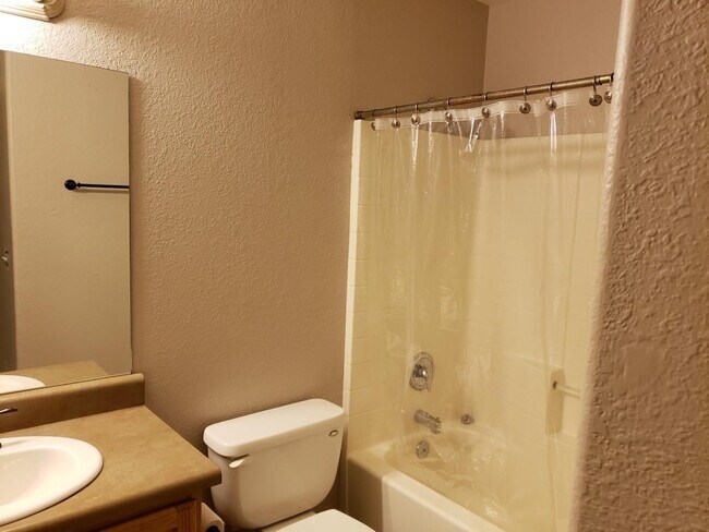 Foto del edificio - 2215 W Silverbell Oasis Way