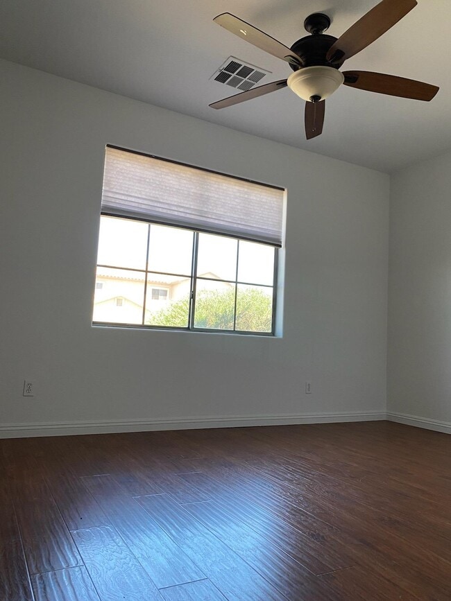 Foto del edificio - 3131 S Chatsworth Cir
