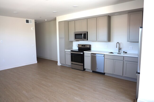 Cocina y gran sala - 919 39th Ave
