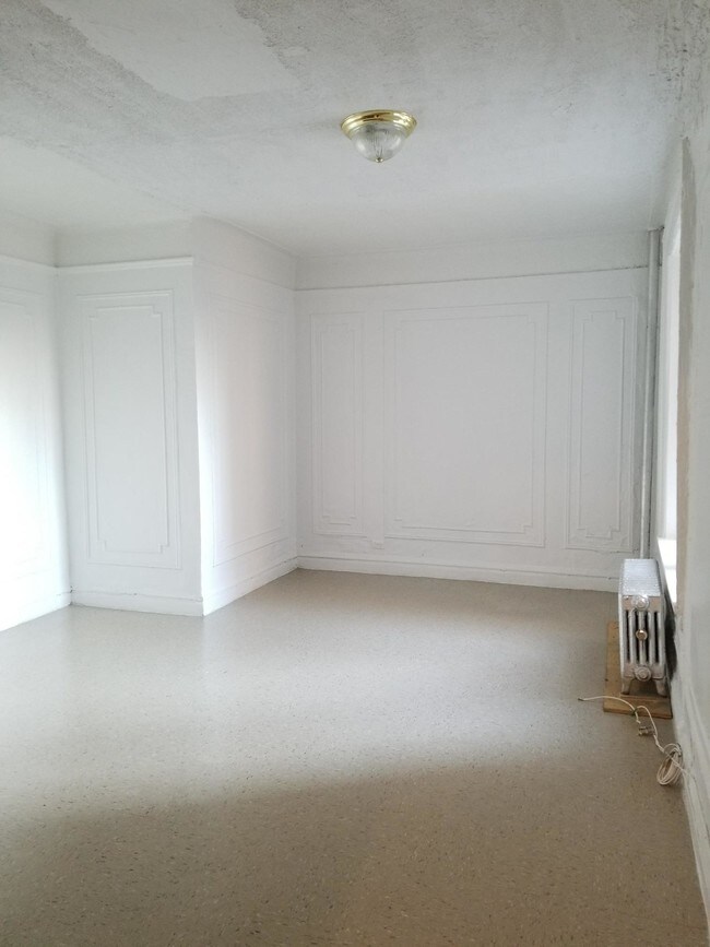 Foto del edificio - 721 Walton Ave
