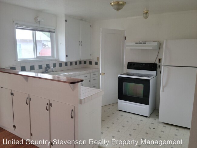 Building Photo - 3 br, 1 bath House - 611 Park St