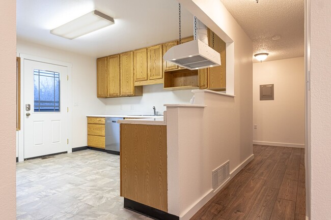 Building Photo - Lease Only-O&#39;Neal 1183- KR