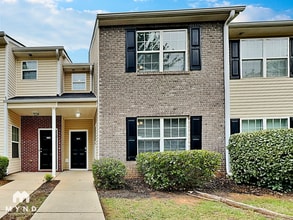 Building Photo - 2330 Marlin Dr