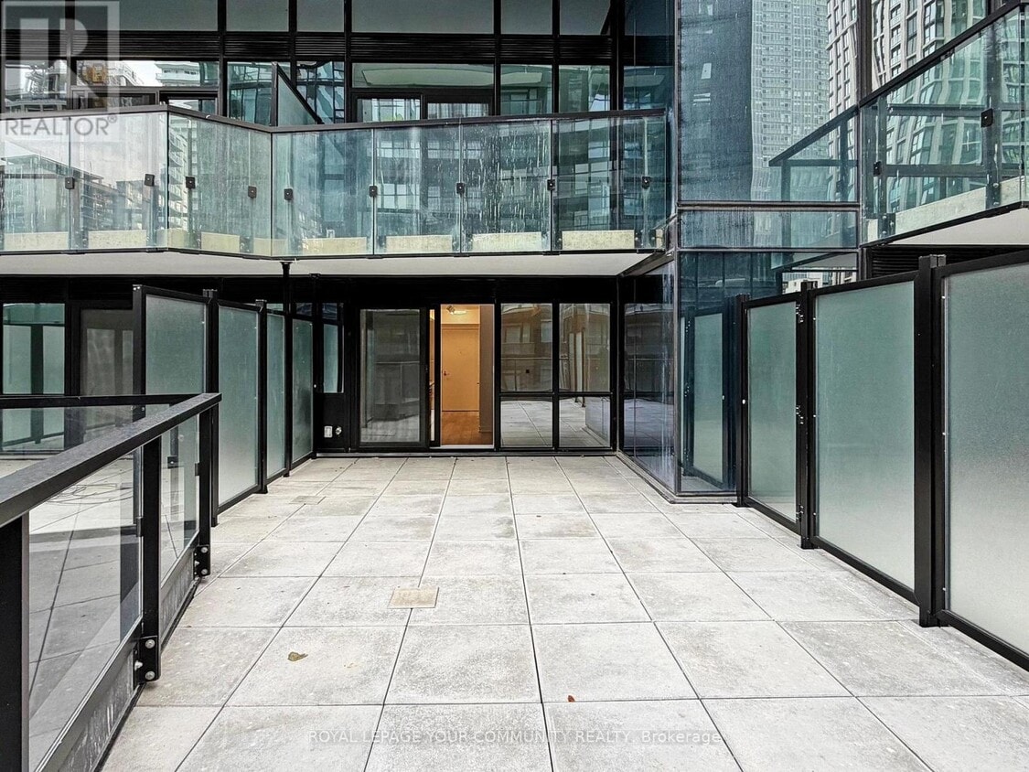 Photo principale - 110 Broadway Ave