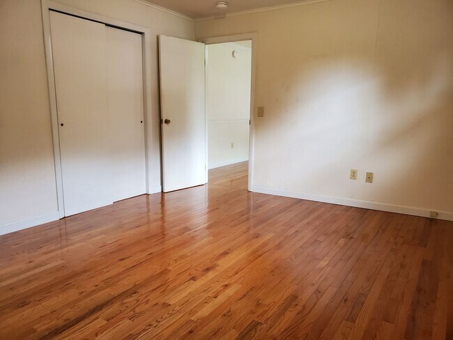 Foto del edificio - 77 Joseph St