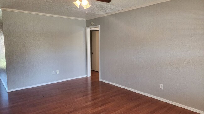 Foto del edificio - 1009 SW 70th