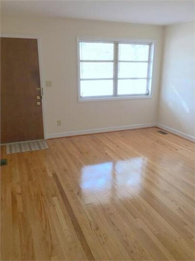 Foto del edificio - Brennen Road duplex