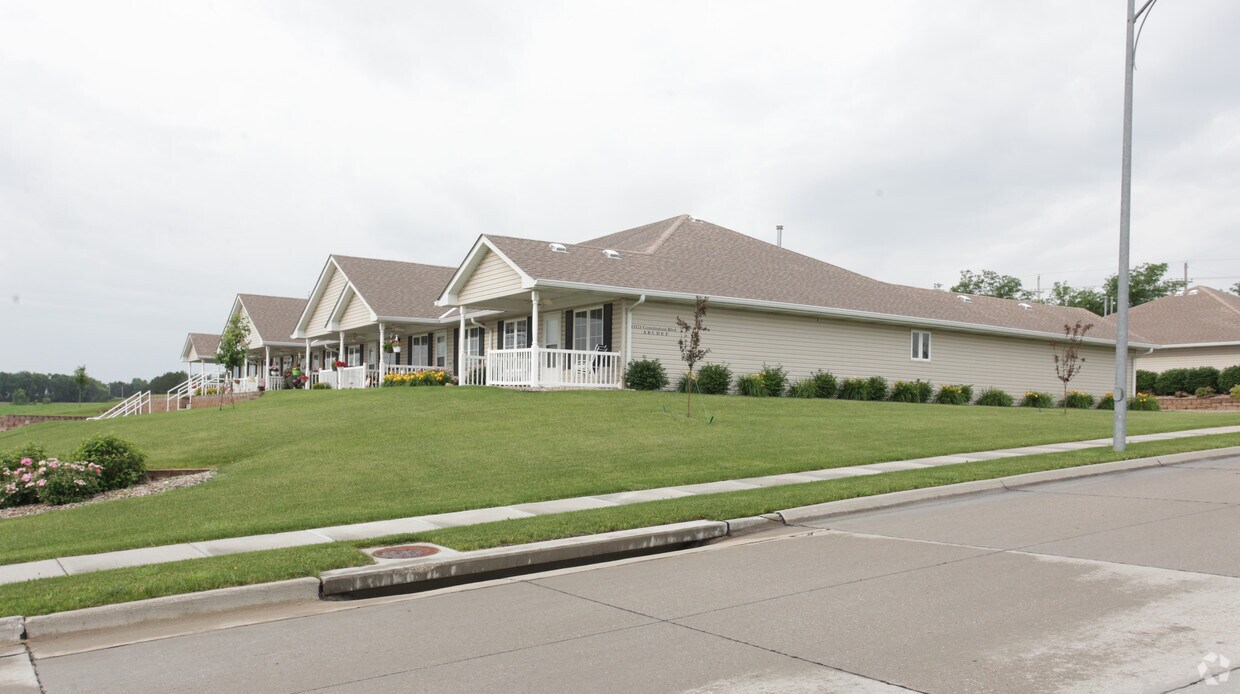 SKY MASTERS RETIREMENT VILLAS Apartments in Papillion, NE