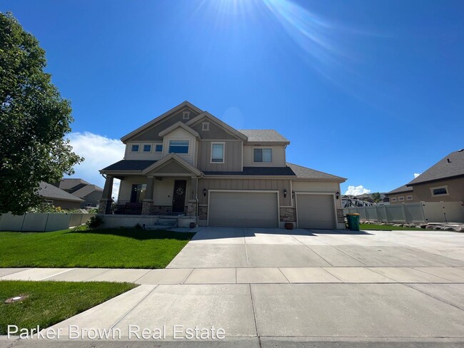 Building Photo - 2 br, 1 bath House - 1615 W Black Gold Dr