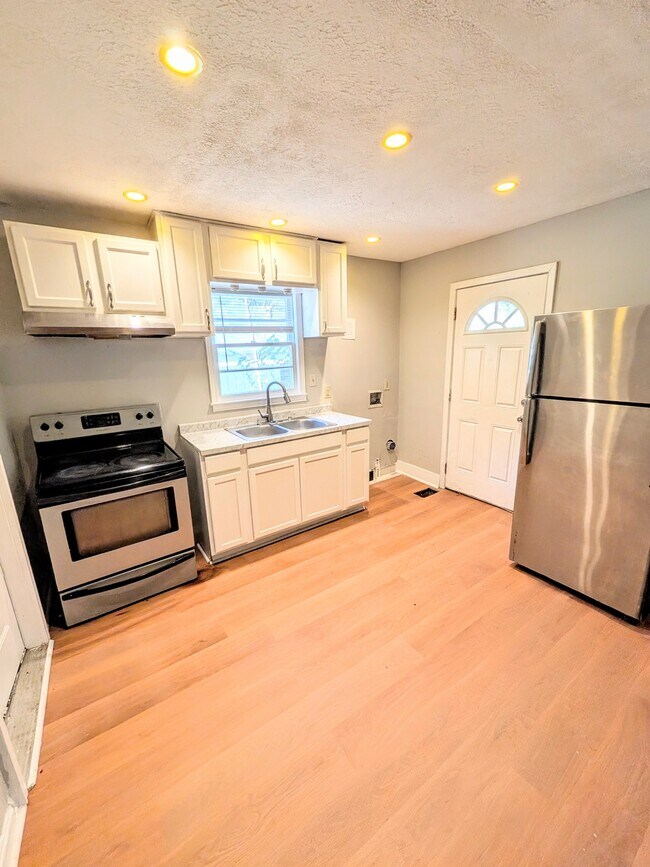Foto del edificio - 2955 1st Ave SW
