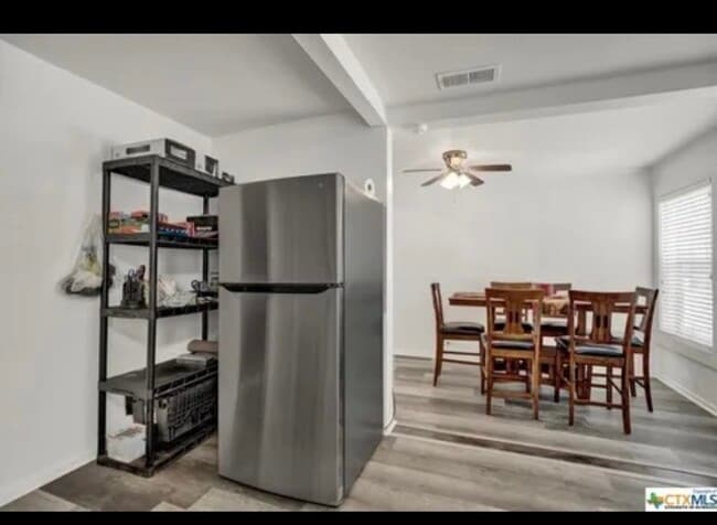 Building Photo - 214 S Saunders St