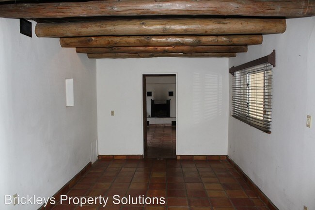 Building Photo - 3 br, 1 bath House - 619 16th St. NW