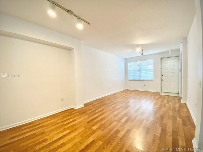 Building Photo - 4850 Chancellor Dr
