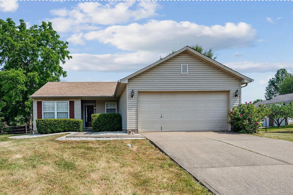 7 Partridge Dr, Amelia, OH 45102 House for Rent in Amelia, OH