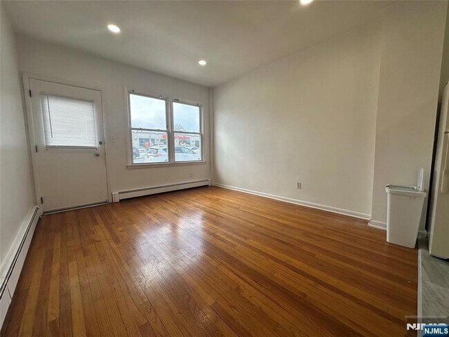 Foto del edificio - 502 Washington Ave