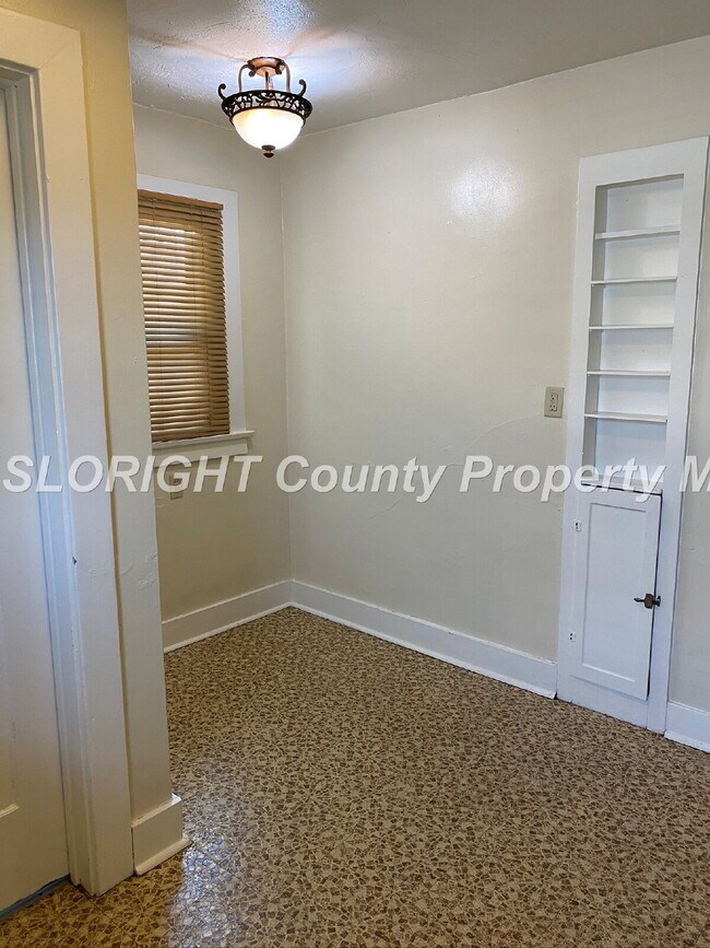 Foto del edificio - AVAILABLE JULY - Great 2 Bedroom Close to Poly/Downtown