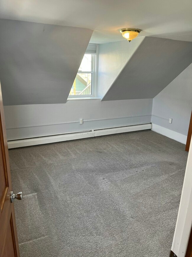 Photo - 18 Roundy St Apartment