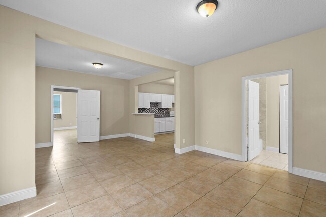 Foto del edificio - 3721 Henry Ave